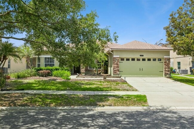 Photo - 237 Strathmore Cir