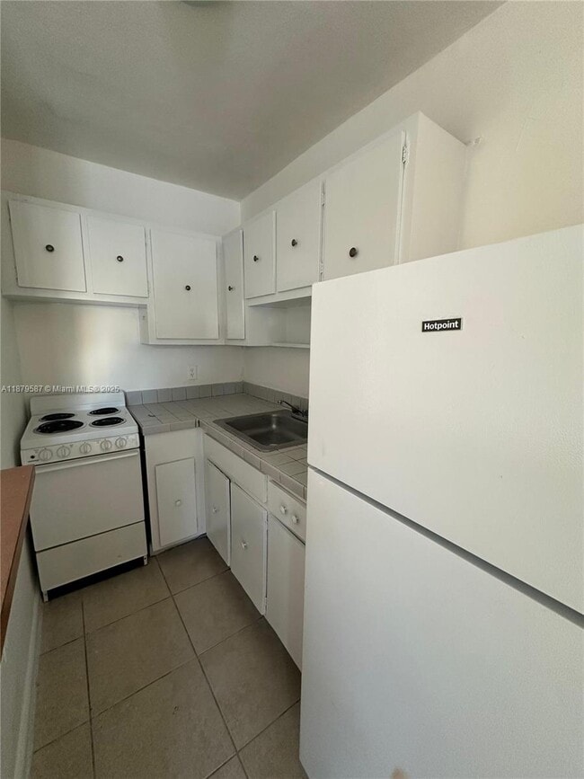 Photo - 1860 Venice Park Dr Unidad 118