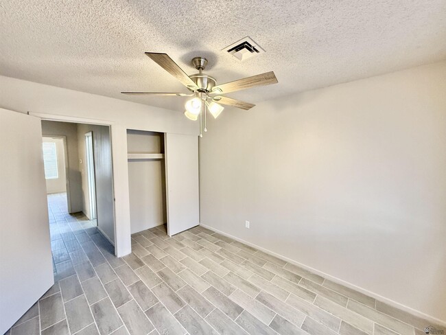 Photo - 1635 W Las Lomas St