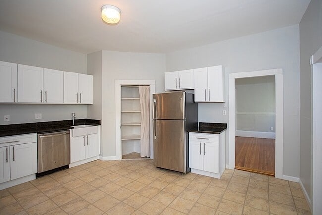 Building Photo - 220 Prospect St Unit 3