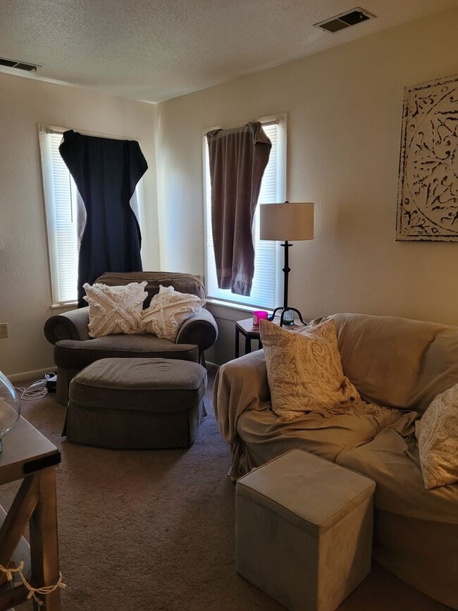 Photo - 418 S Summit St Unit B