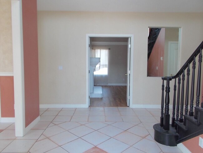 Photo - Spacious Estate on Nearly an Acre!