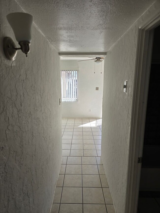 Photo - pm0133 Unit 3