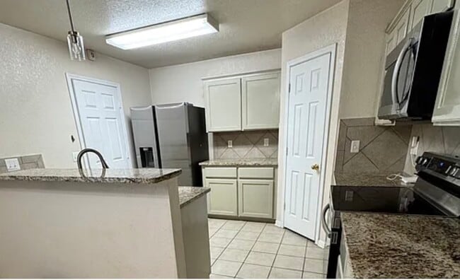 Photo - 3805 Llano Estacado Ct