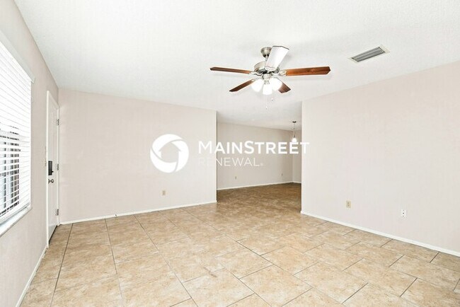 Photo - 3 Bedroom Pet-Friendly Home in Palm Bay, FL with Main Street Renewal
