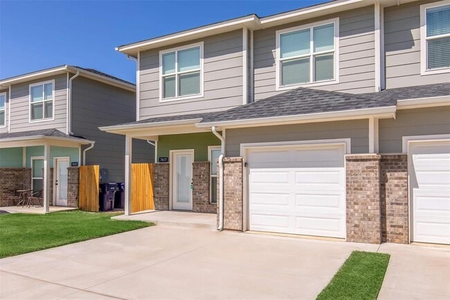 Photo - 7700 Westhall Pl