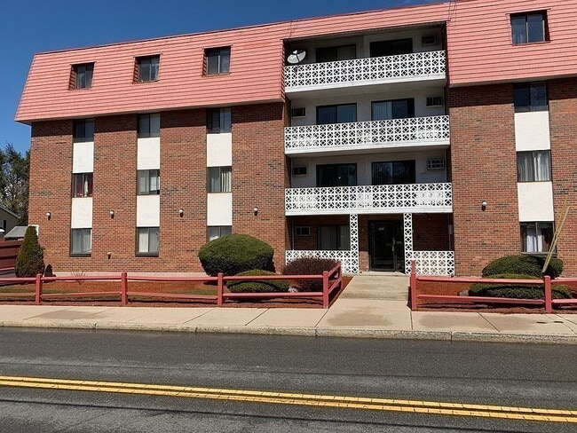 141 Pierce St