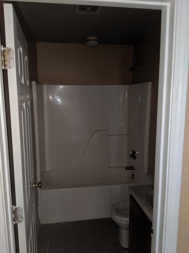 Photo - 3566 North St