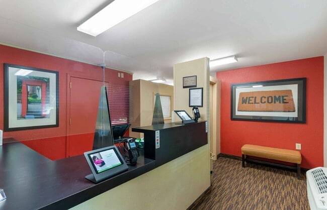 Furnished Studio-Atlanta - Kennesaw Chastain Rd.
