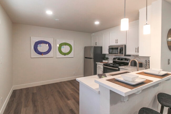 Aero Apartments