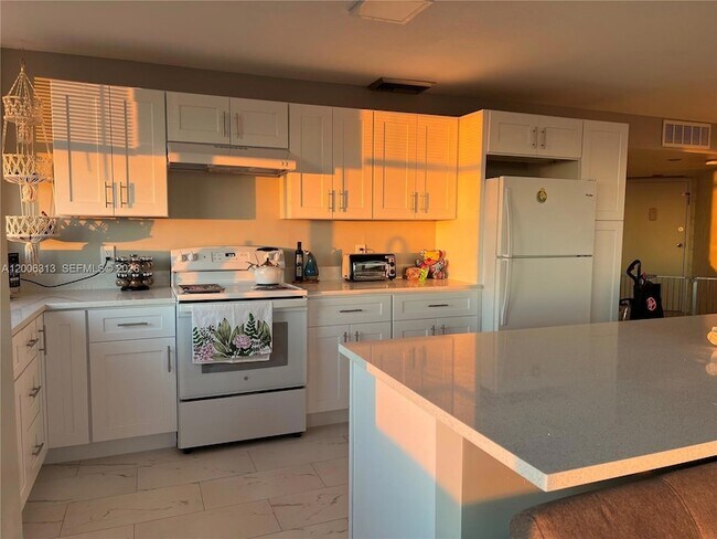 Photo - 1500 Presidential Way Unit 8010