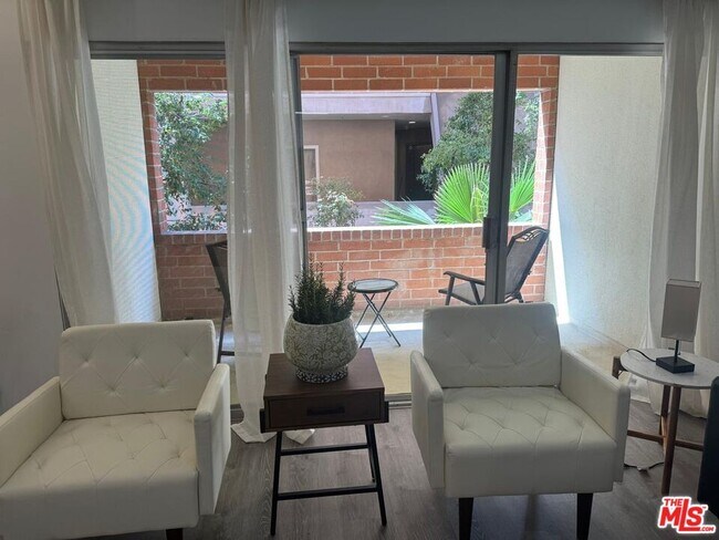 Photo - 11750 W Sunset Blvd Unidad 221