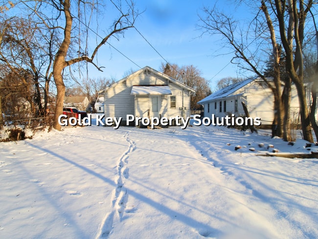 Photo - 2 BR 1 BA House with Dining Room and Basement SECTION 8 APPROVED