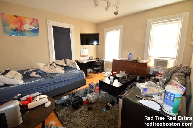 Photo - 24 Highgate St