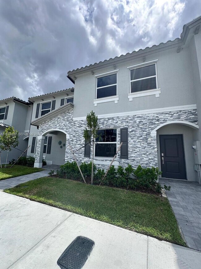 Photo - 1183 NW 1st Ter