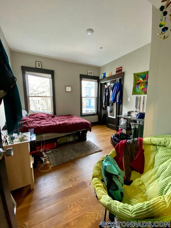 Photo - 46 Creighton St Unit 2