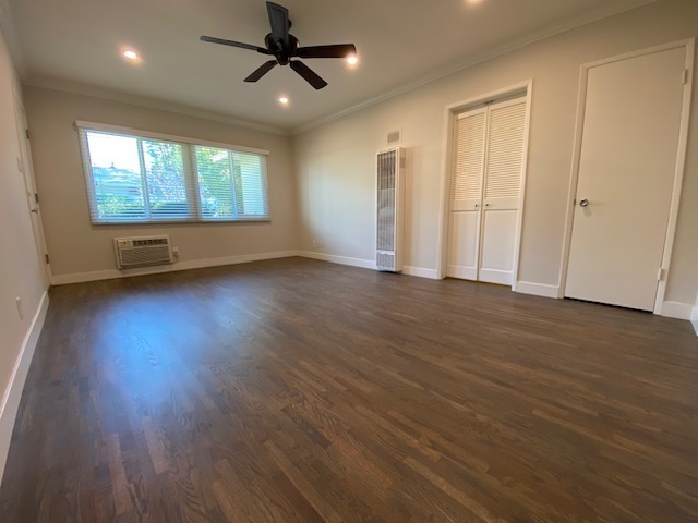 Living Room - 4225 Ventura Canyon Ave Apartamentos