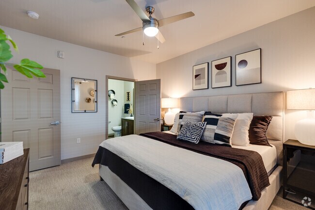VO2B; 2 BR, 2 BA - 1,213 SF