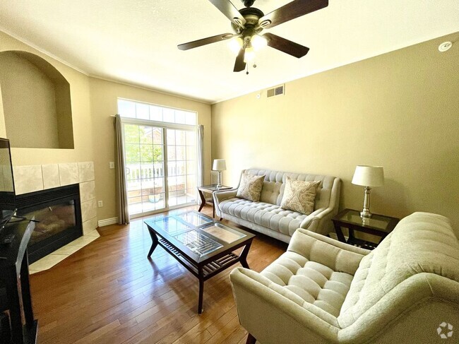 Building Photo - 7440 S Blackhawk St Rental