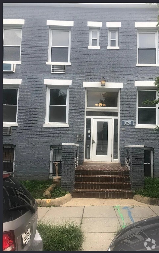 Building Photo - 1020 Fairmont St NW Unit 8 Rental
