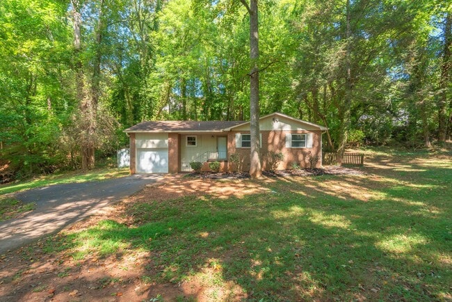 Photo - 7201 Dogwood Dr SW