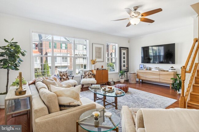 Photo - 607 Snow Goose Ln