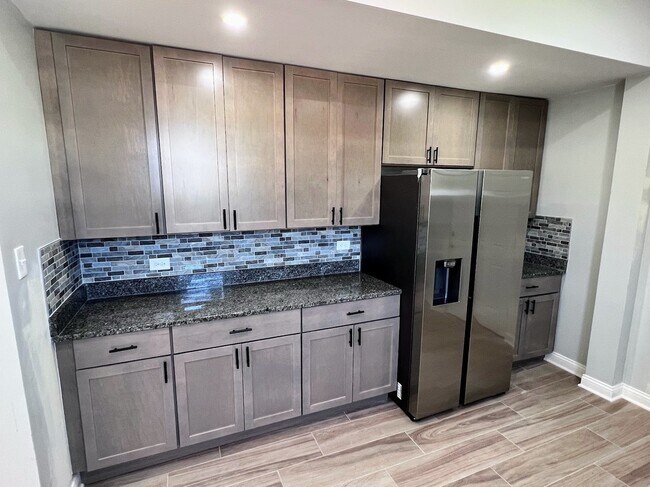 Photo - 4244 N Spaulding Ave Unit 3