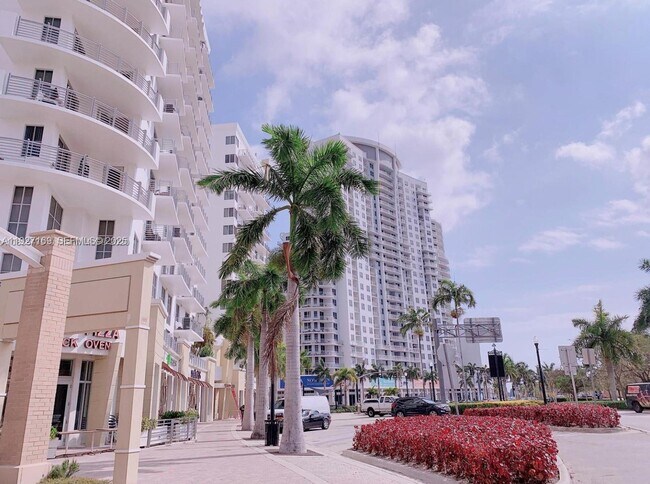 Photo - 1830 Radius Dr Unit 1121