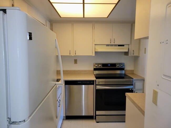 Photo - 400 64th Ave