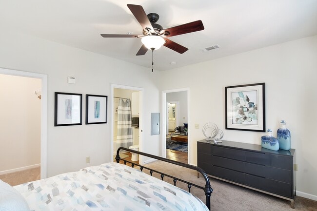 Landing at Willow Bayou Apartment Homes