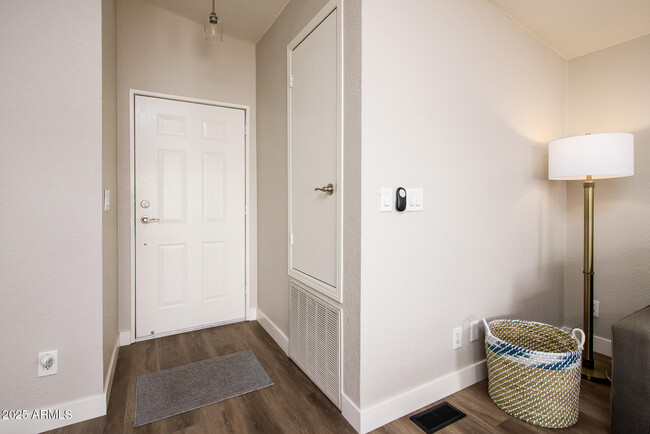 Photo - 1672 E Augusta Ave