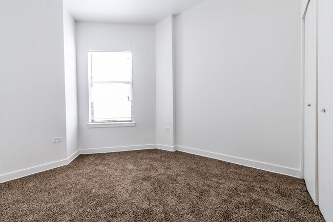 Photo - 9001 S Commercial Ave Chicago, IL 60617