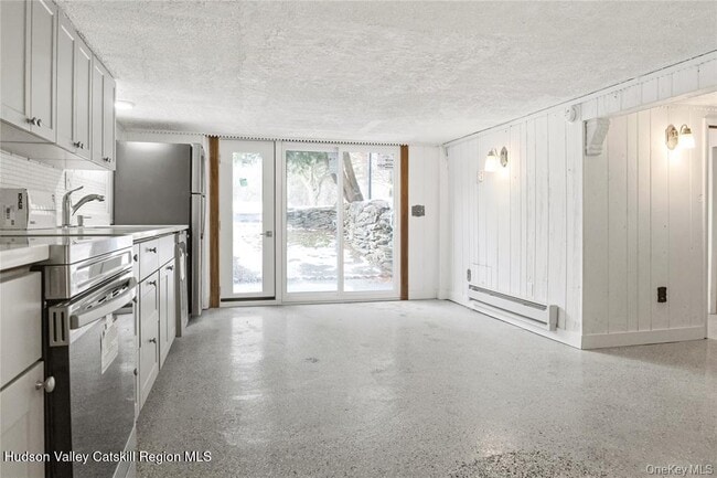 Photo - 378 Broadway