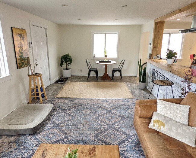 Photo - Darling Cottage Near SLCC!
