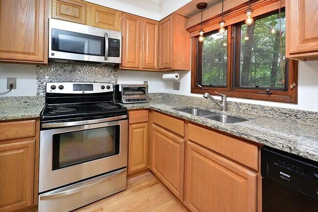 Photo - 124 Twisted Oak Pl Apartamento