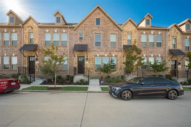 Building Photo - 2412 Eureka Wy