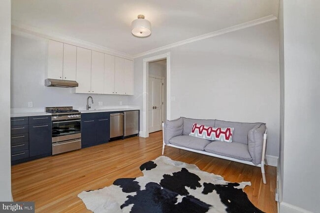 Photo - 3348 Prospect St NW