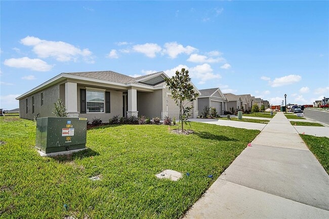 Photo - 1636 Astrid rd