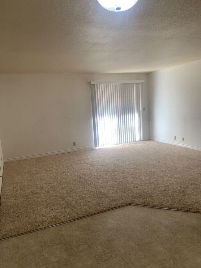Photo - 2 bed 1 bath condo for rent -$1300
