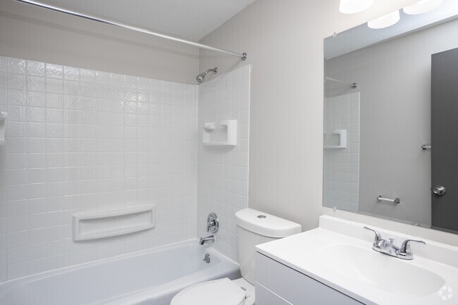 1BR, 1BA