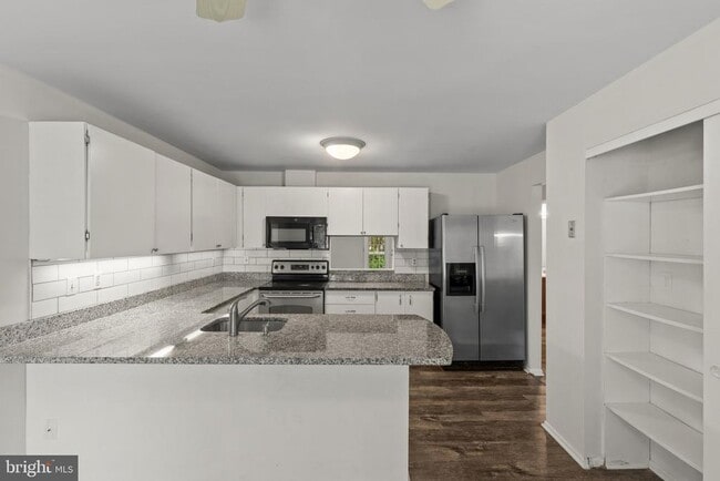 Photo - 11861 New Country Ln