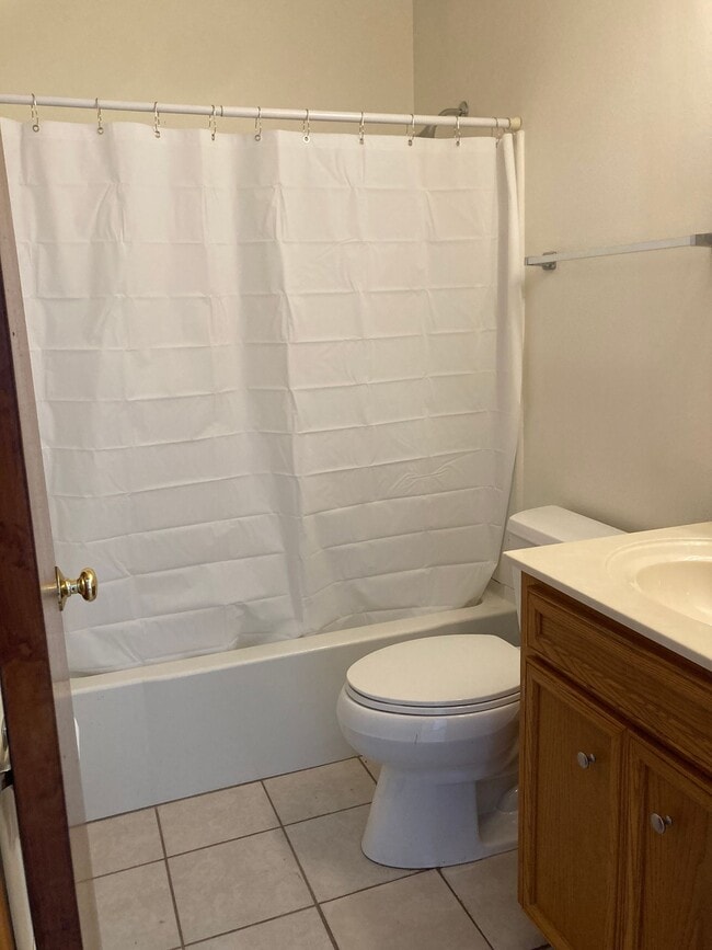 Photo - Immaculate Updated 2 Bedroom with 1 Bath