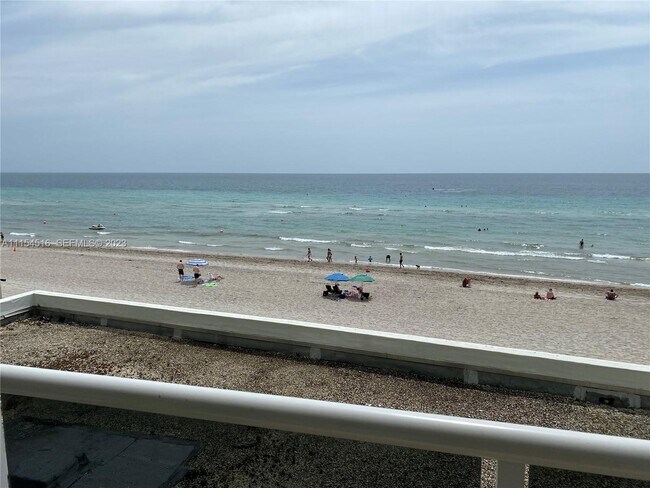 Photo - 3725 S Ocean Dr Unit 301