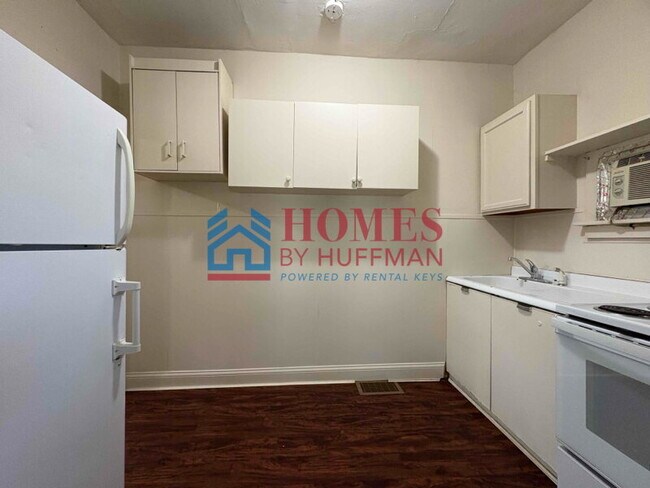 Photo - Nice Size Studio Apartment for Rent | All ... Unit A