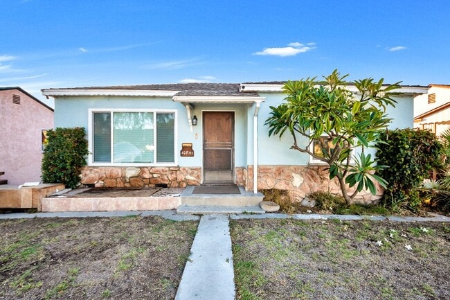 Building Photo - 10841 Washington Ave