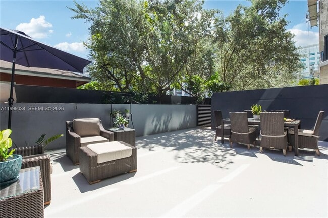 Photo - 201 SW 17th Rd Unidad 311