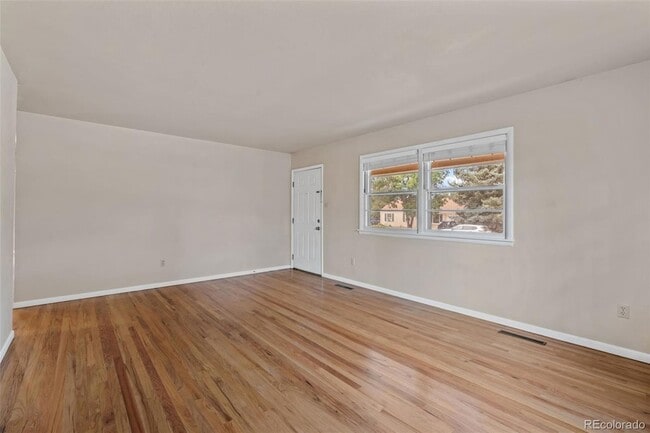 Photo - 1713 Yuma St