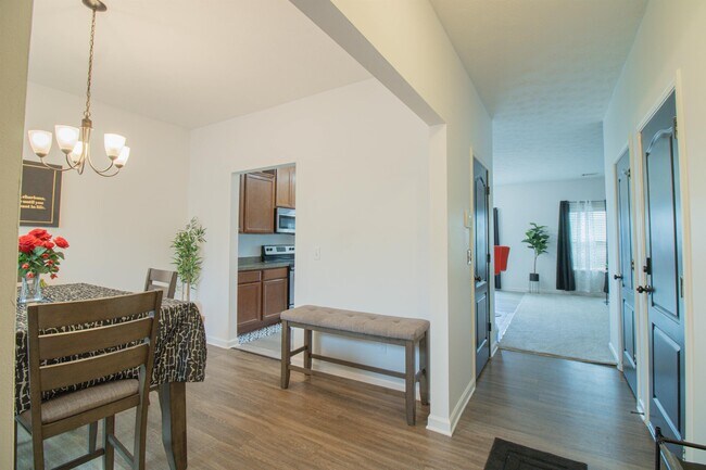 Photo - 19 Willow Trace Dr