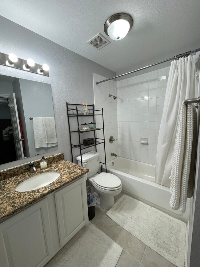 Master bath - 1880 White Oak Dr Unit 107