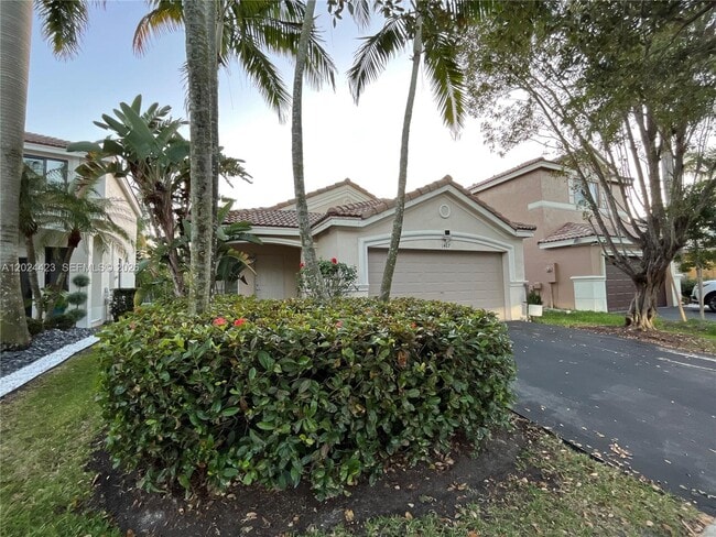 Photo - 1467 Sunset Way